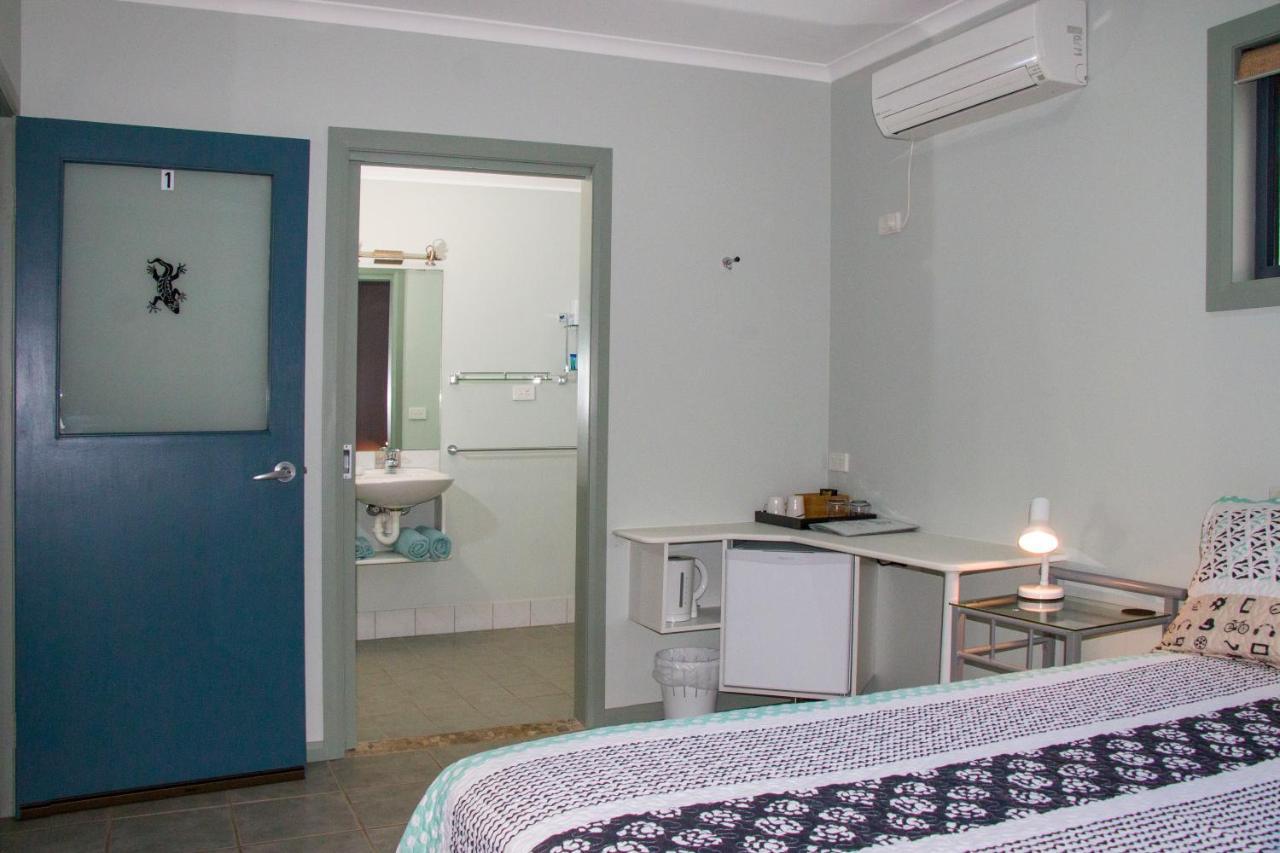 Gecko Guest House Cooktown Extérieur photo